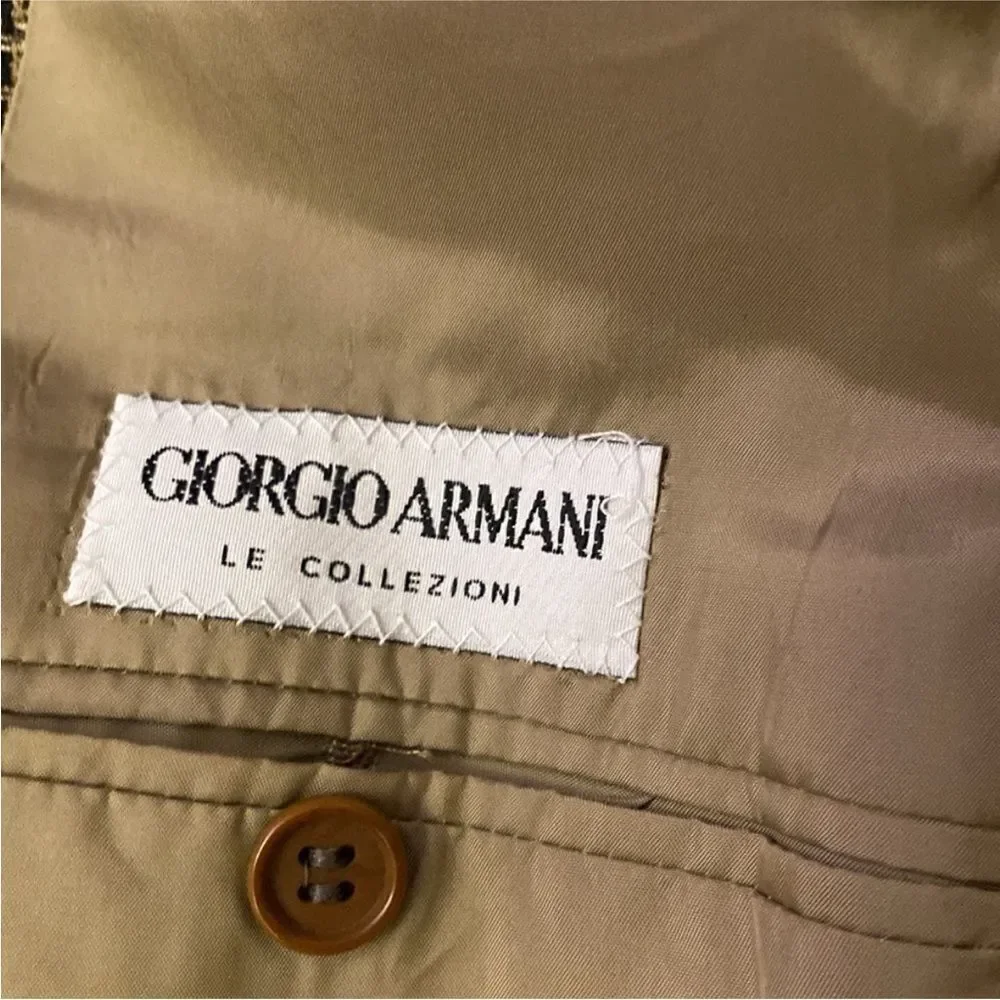 Giorgio Armani Brown Herringbone  virgin wool Blazer, L